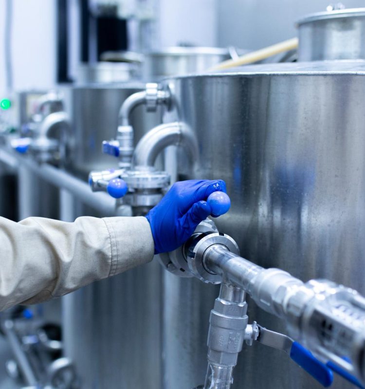 worker-s-hand-turning-the-water-valve-of-a-pipelin-2025-01-26-20-19-22-utc